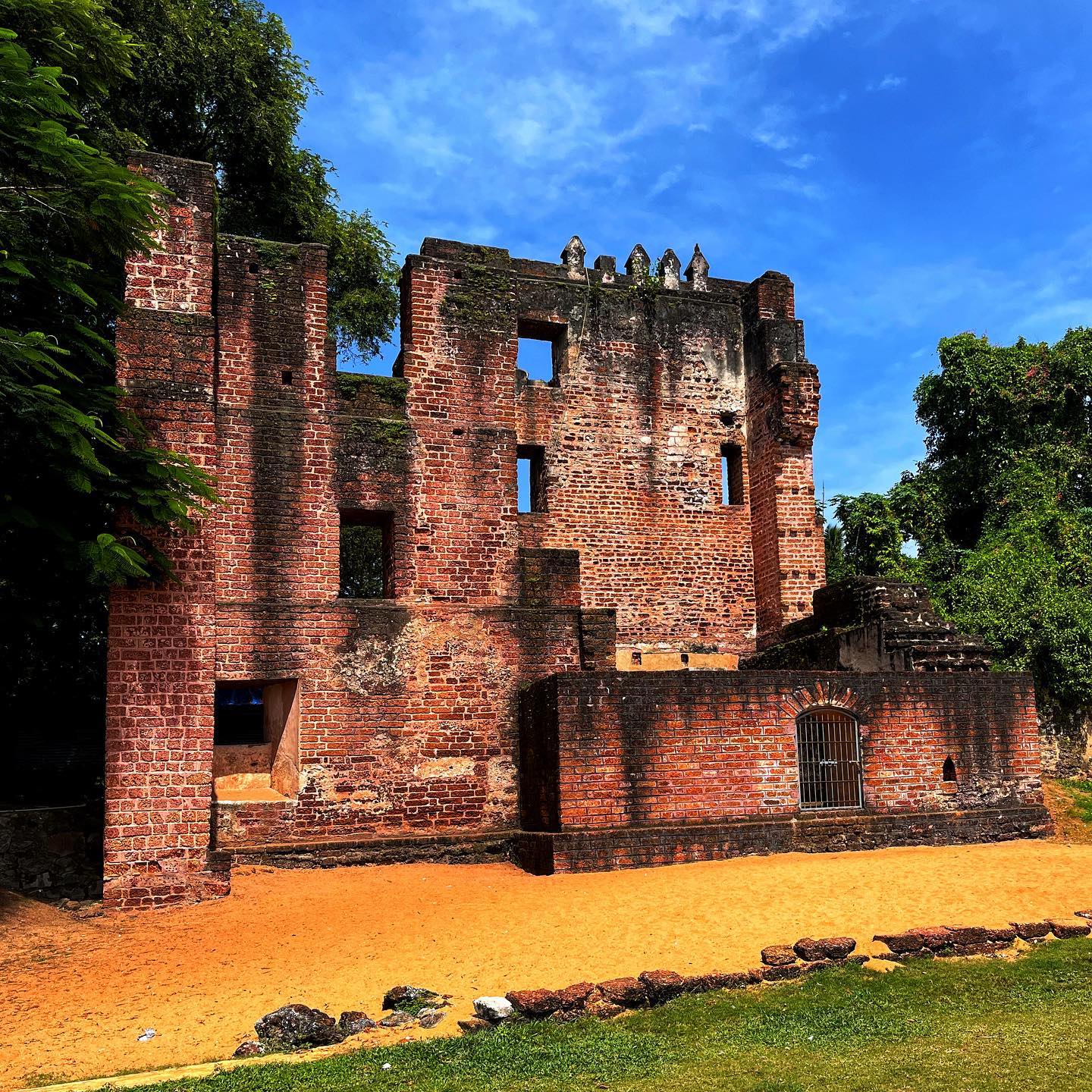 Tangasseri Fort Built using sandstone and lime mortar